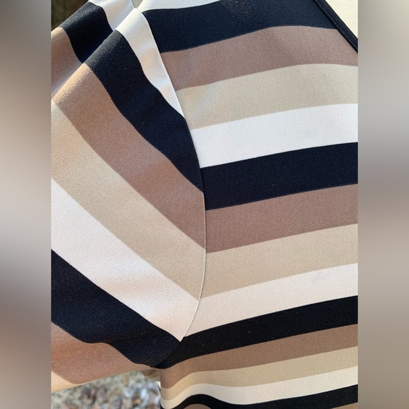 Vintage Stretchy Stripe Tee - Picture 4 of 8